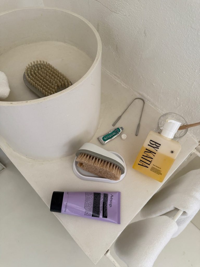 The Ritual: Step-by-Step Dry Brushing for Lipedema Technique